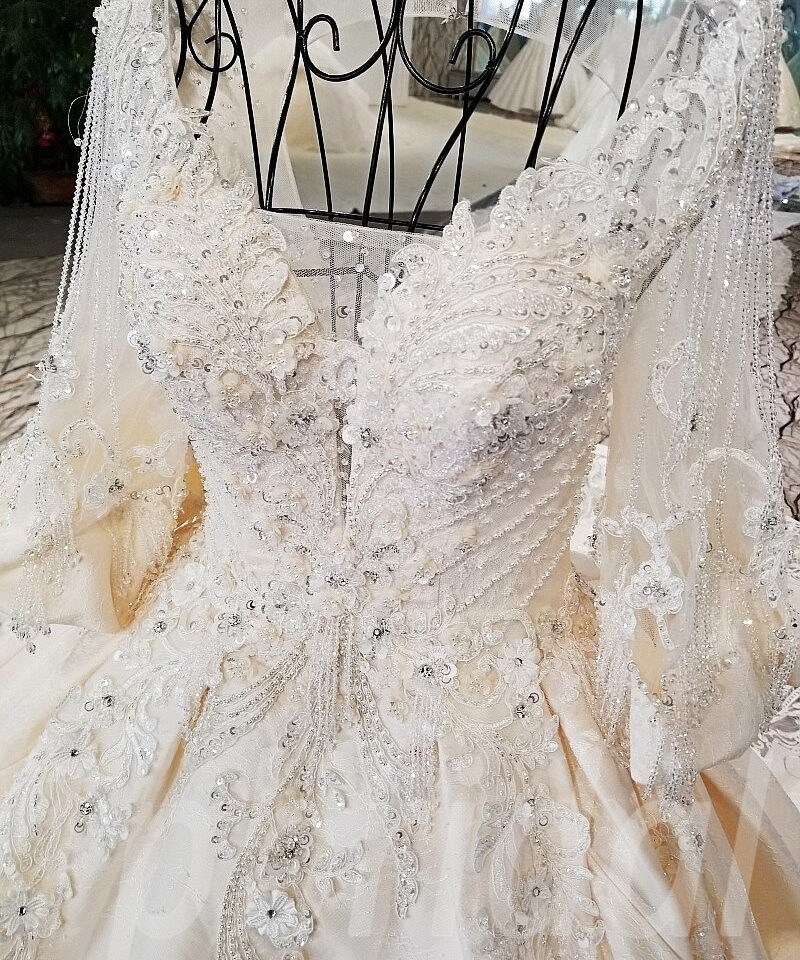 gorgeous wedding dress-tp0001-02