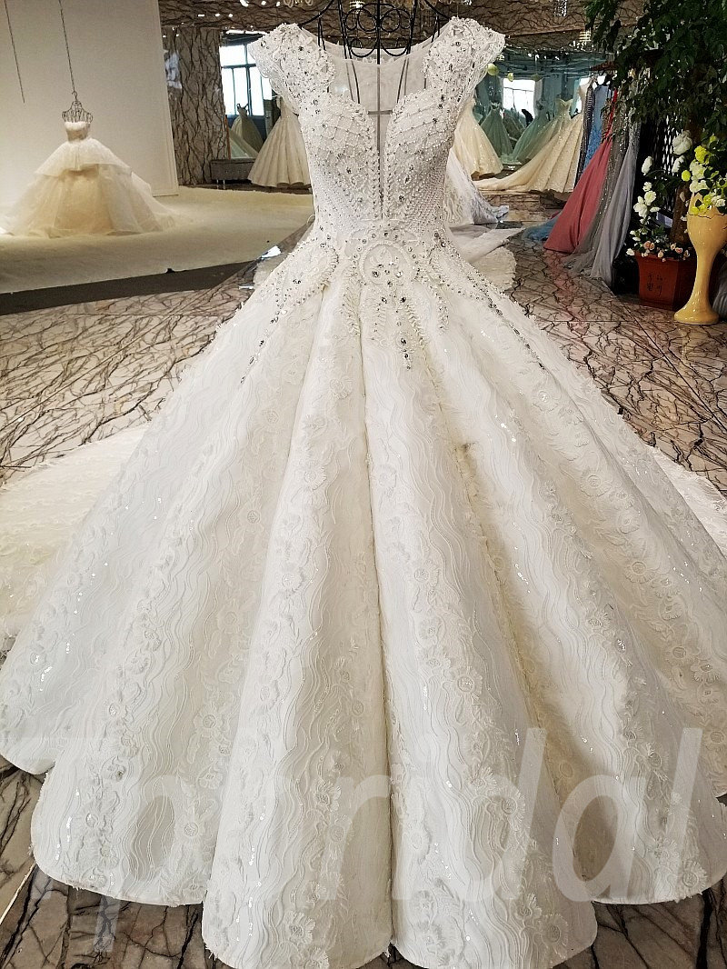 gown under 1000