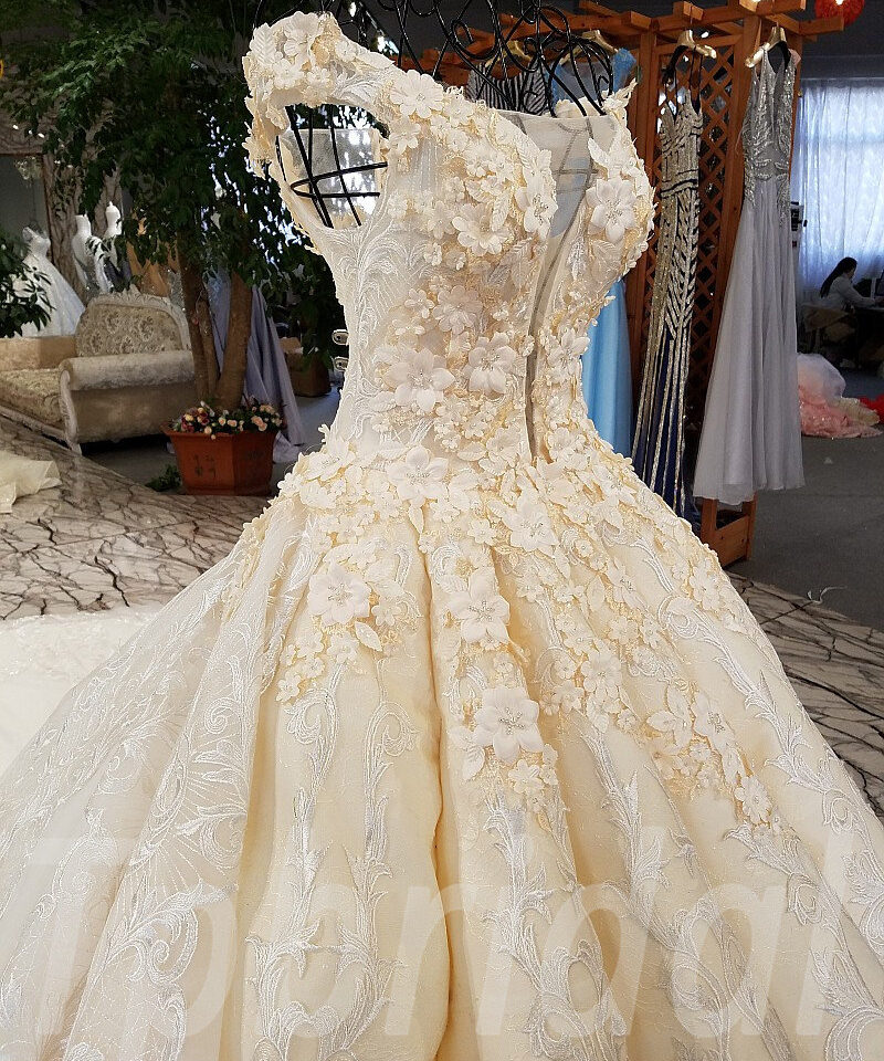 wedding dress with train-0534-05