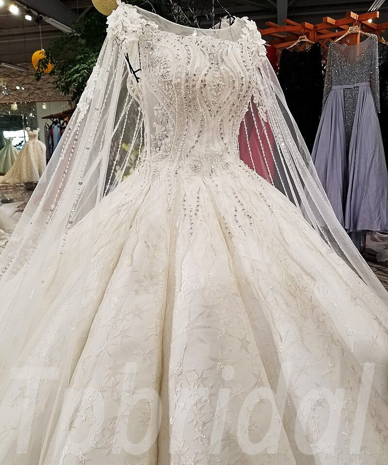 long train wedding dress-074-12long train wedding dress-074-12