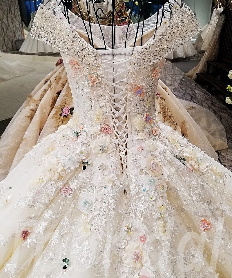 plus size wedding dresses-124-08