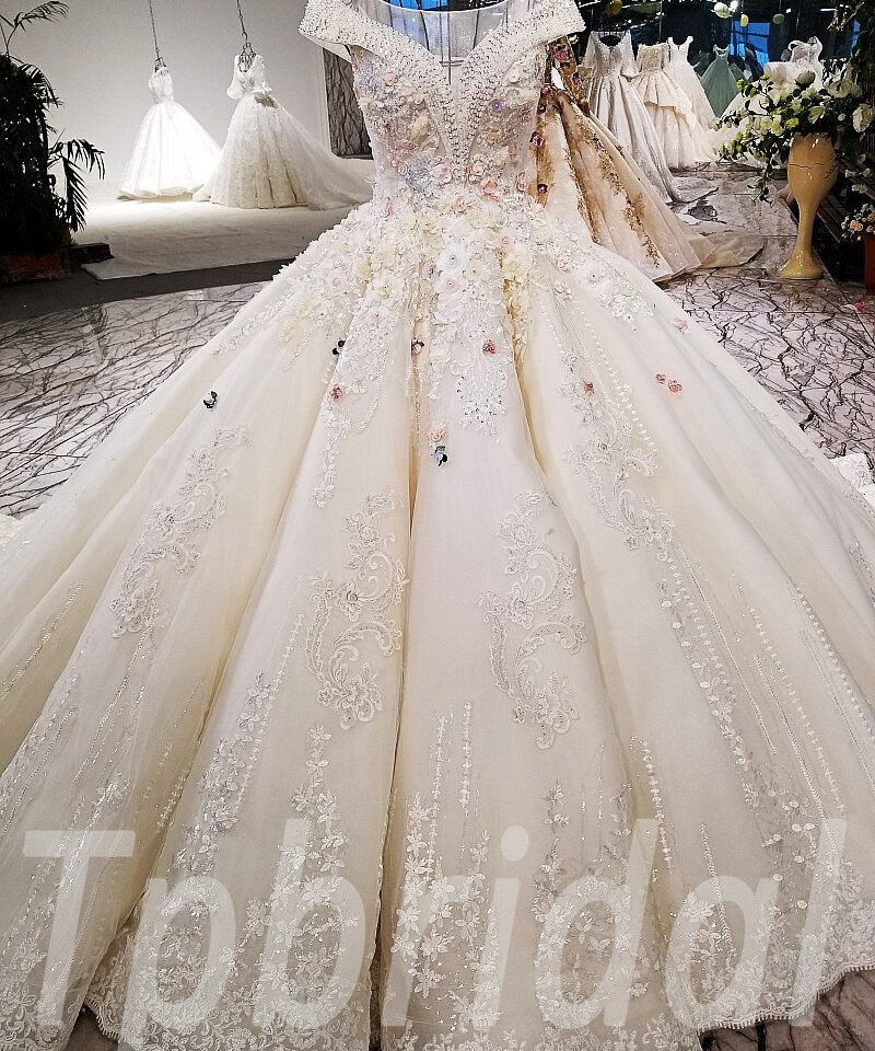 plus size wedding dresses-124-11