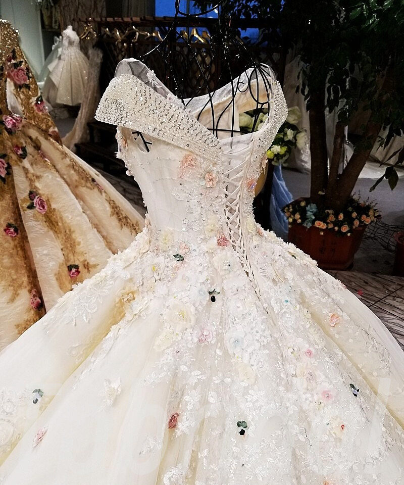 plus size wedding dresses-124-12