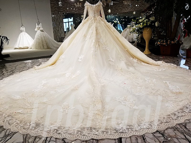 wedding dress girl-118-09