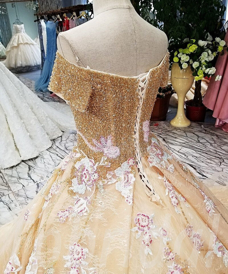 wedding dress gold-0069_0002