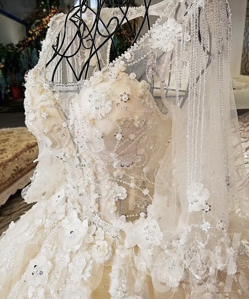 wedding dress sale-121-12