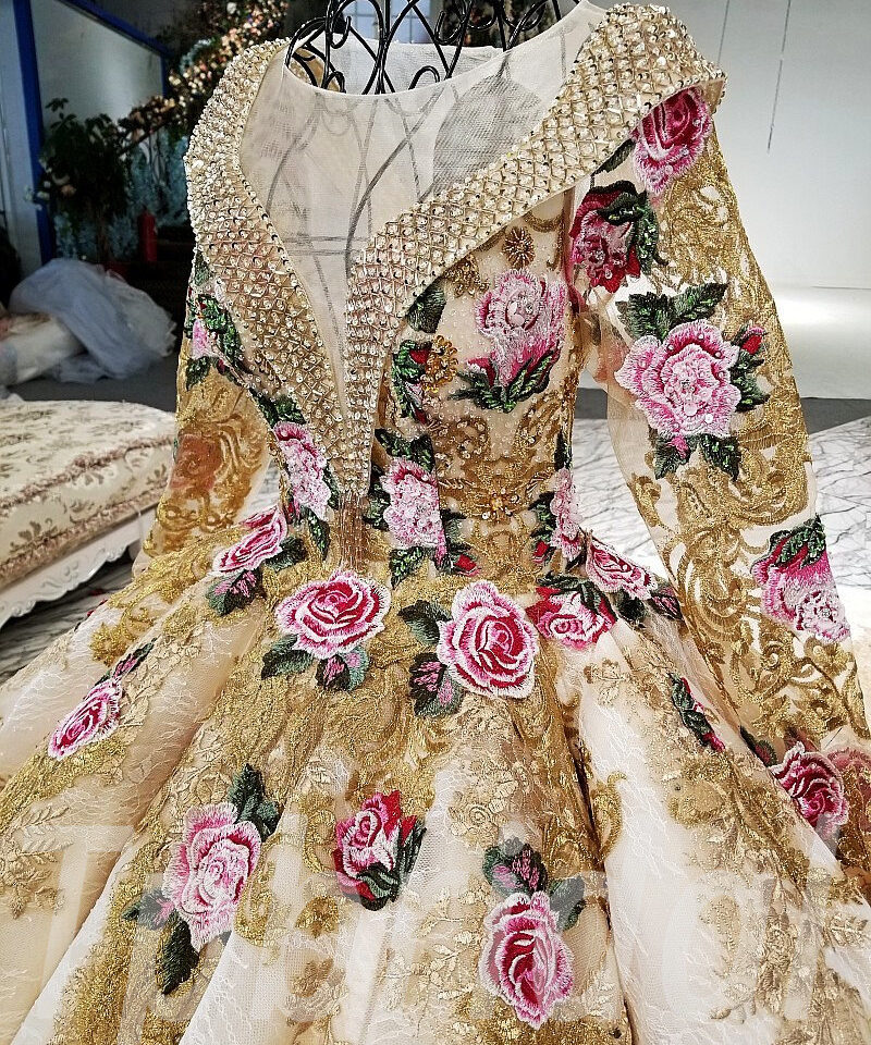 wedding dresses long train-130-03