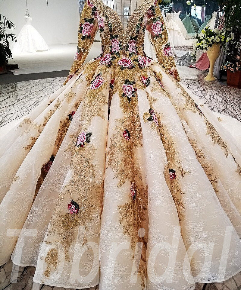 wedding dresses long train-130-04