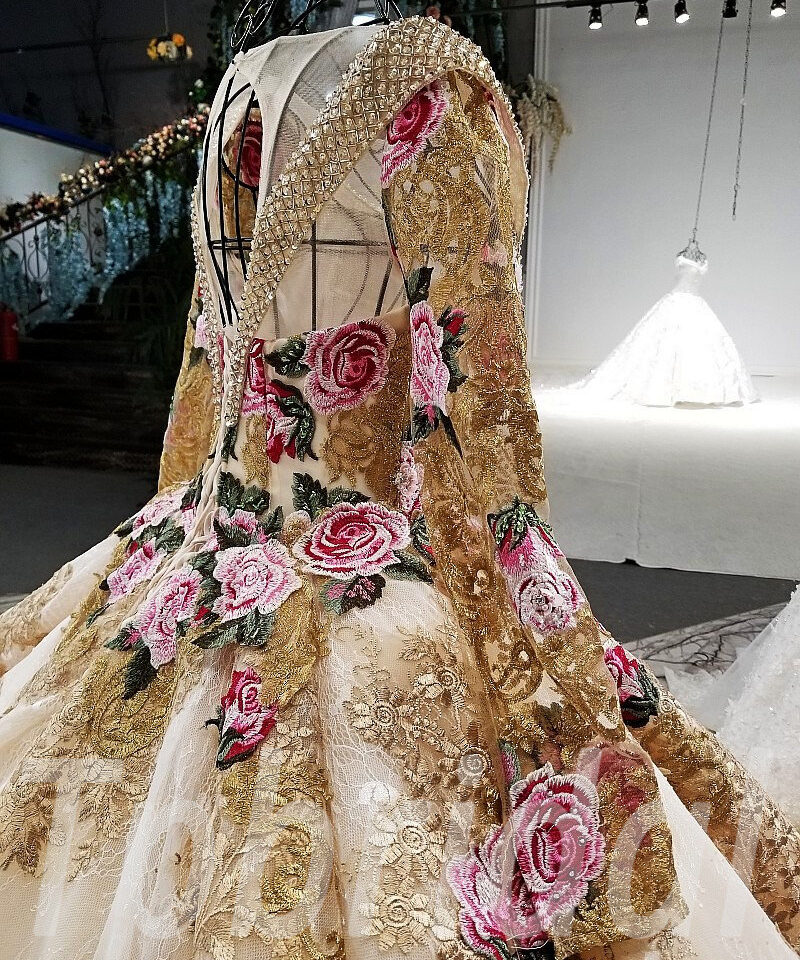 wedding dresses long train-130-10