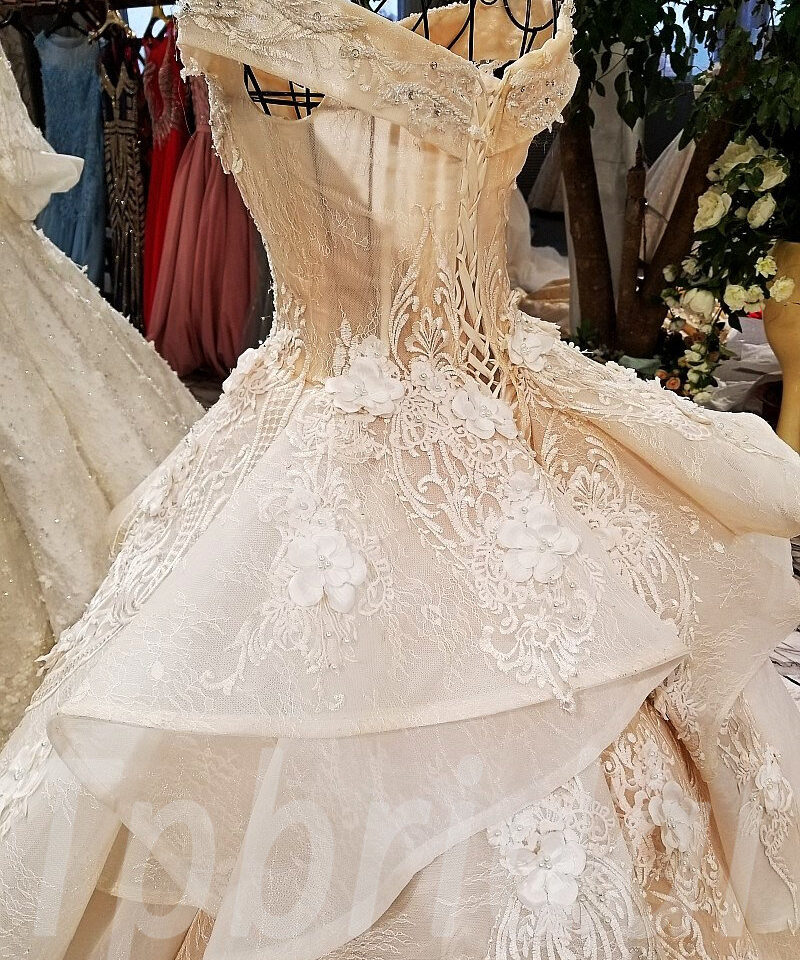 wedding_dress_affordable-0068_0004