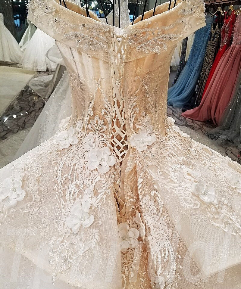 wedding_dress_affordable-0068_0009