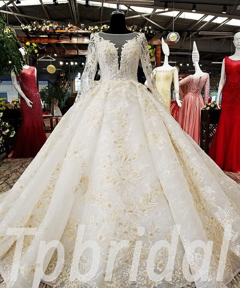 ball gown wedding dress long train 175-09