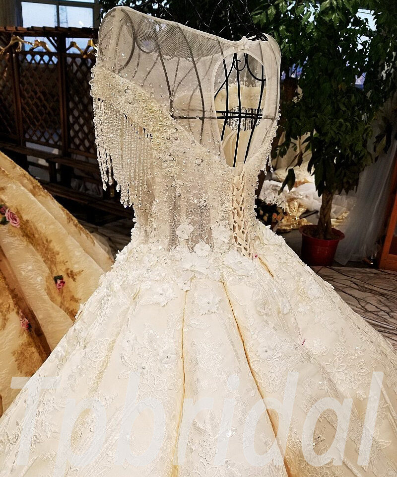 ball gown wedding dress train 189-08