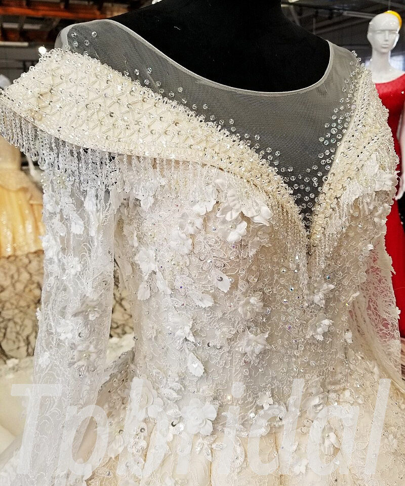 wedding dress illusion neckline 163-08