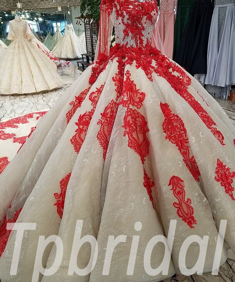 ball gown wedding dress with sleeves 211-08