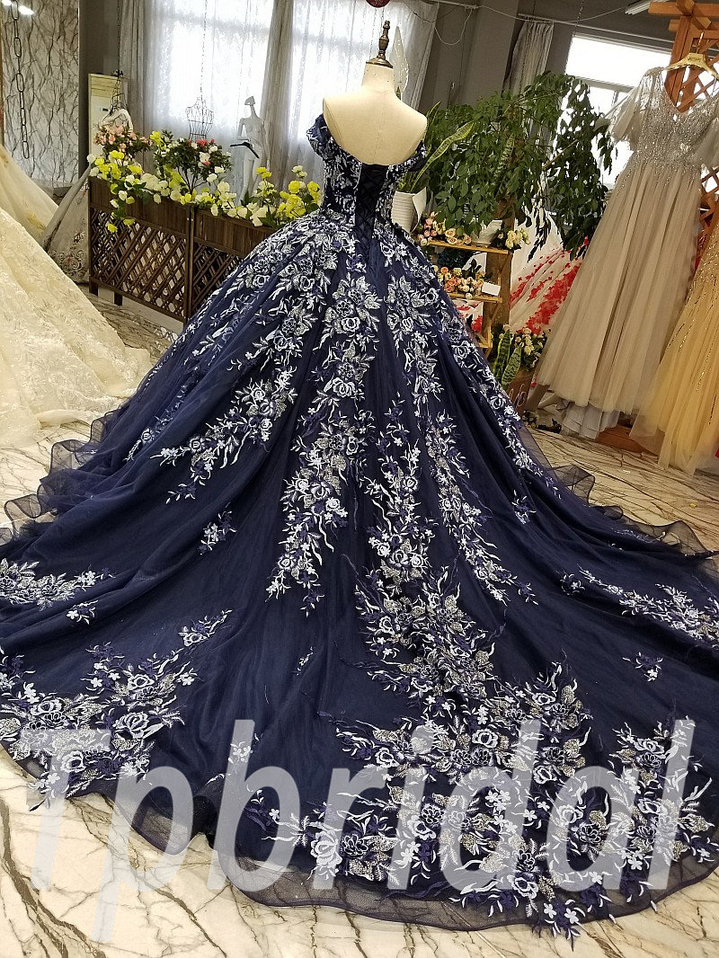 Best Dark Blue Dresses For Weddings in the year 2023 Learn more here 