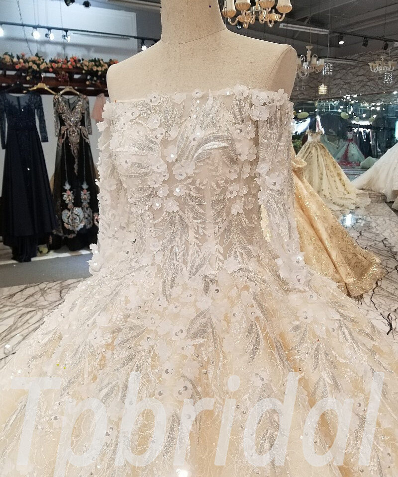 hand made wedding dress 0234-09