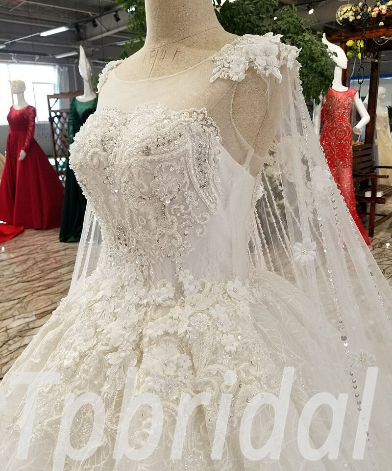 lace wedding dress with cape 0225-04
