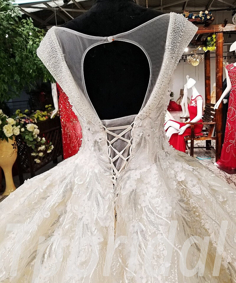 wedding dress v neck 0229-04