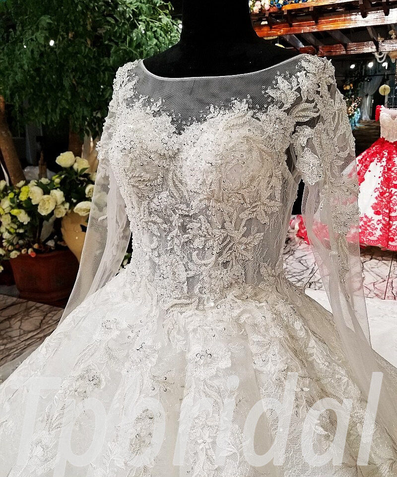 ball gown wedding dress long train 0250-05