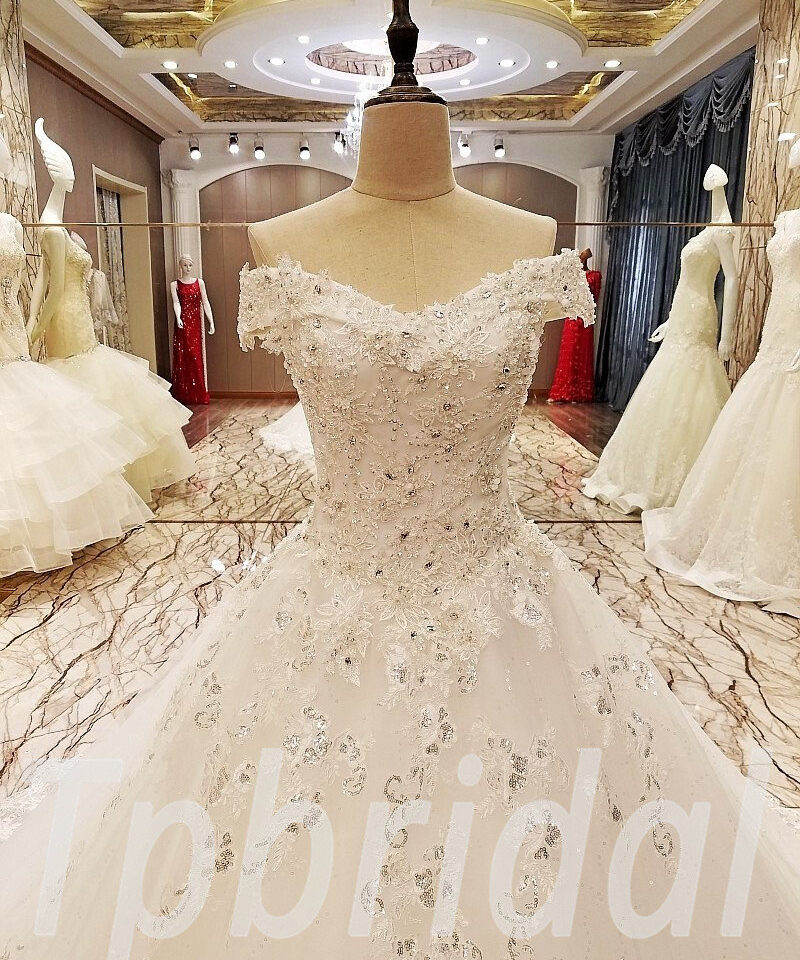 ball gown wedding dress white 277-04