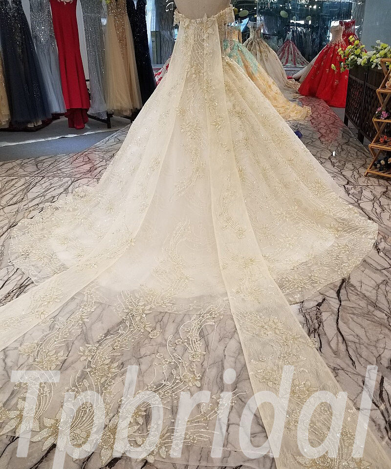 ball gown wedding dress with train 289-03