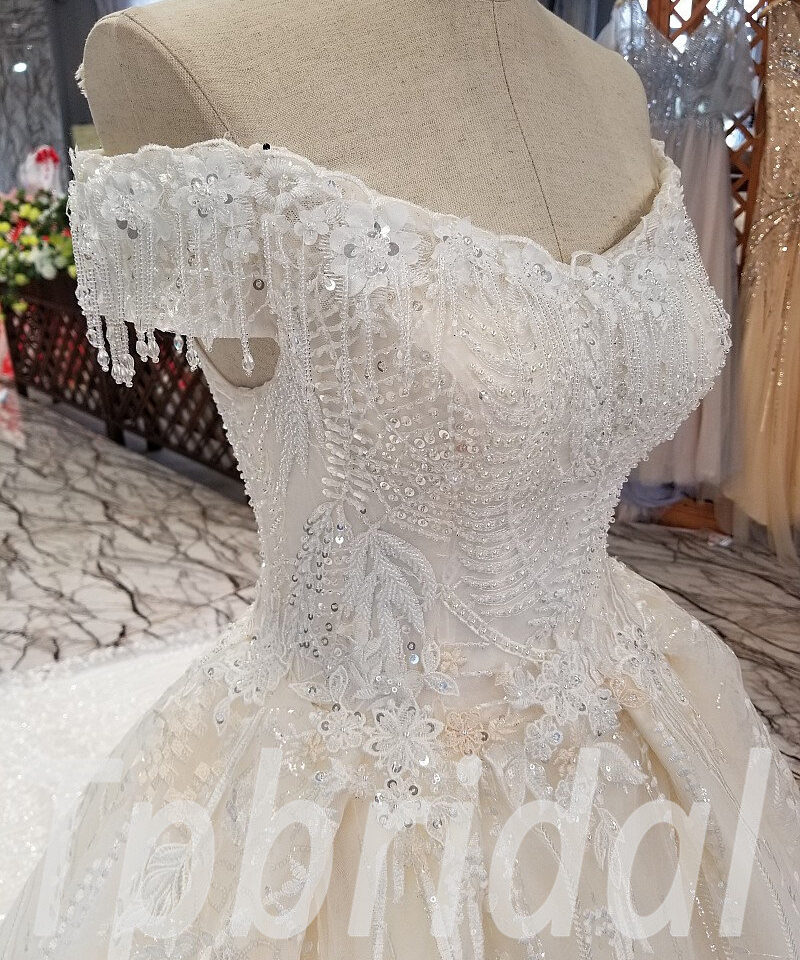 hand made wedding dress sale 259-04