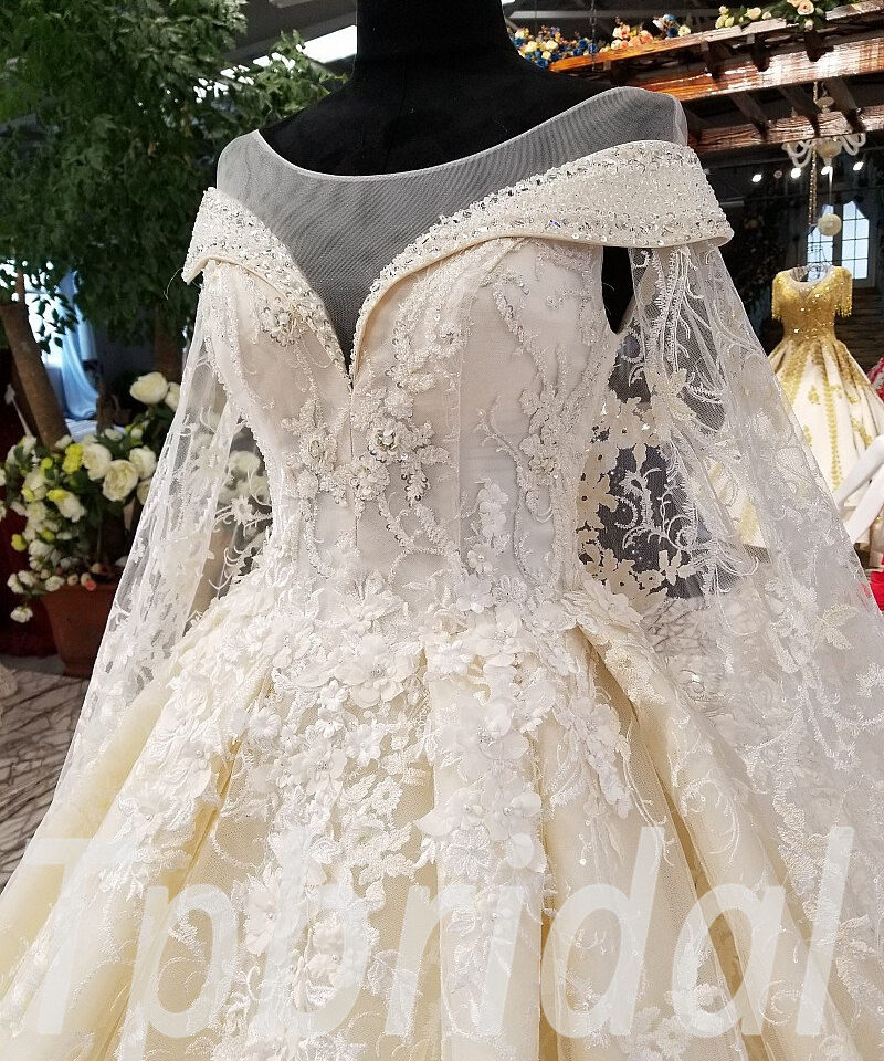 lace wedding dress long train 0249-07