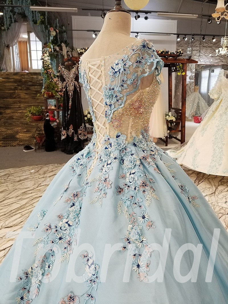 Beautiful Luxury Ball Gown – Diva House