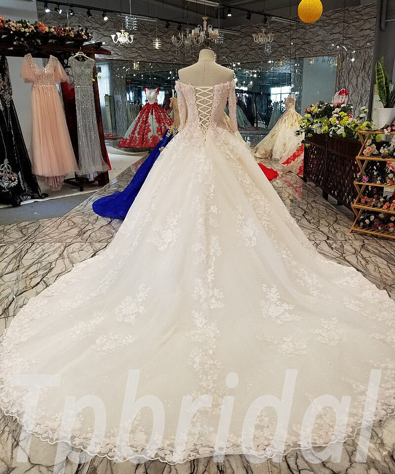 luxury wedding dress 264-05