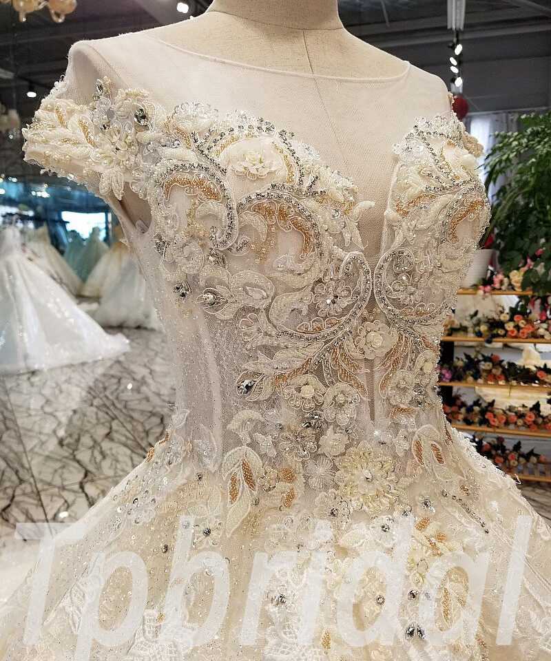 ball gown wedding dress with train 300-06