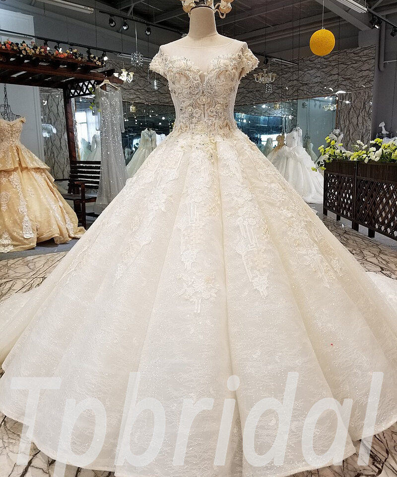 ball gown wedding dress with train 300-08