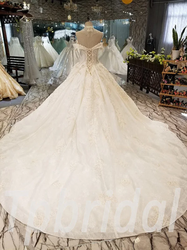 luxury wedding dress with train 309-07