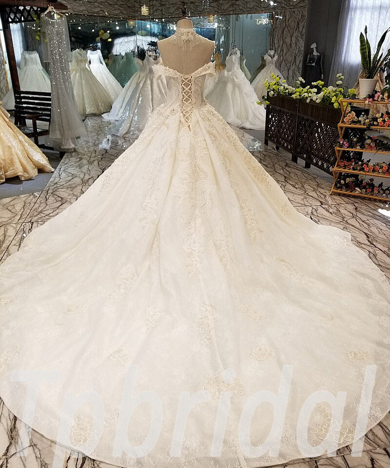 luxury wedding dress with train 309-07