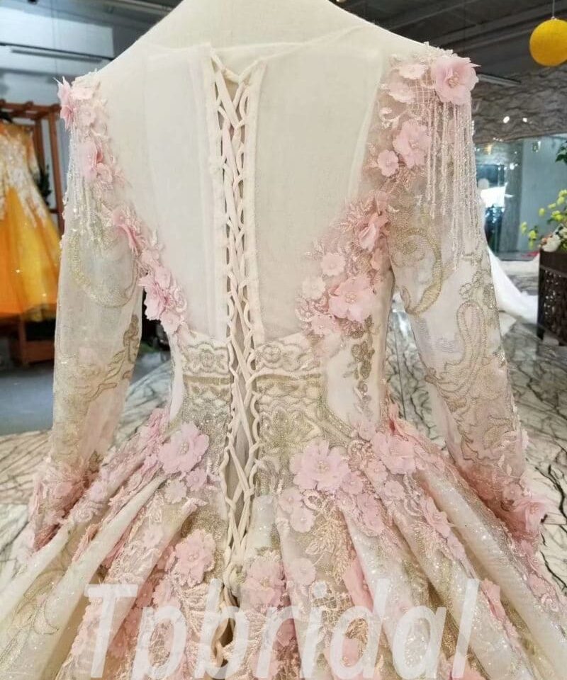 cathedral train wedding dress-20383-04