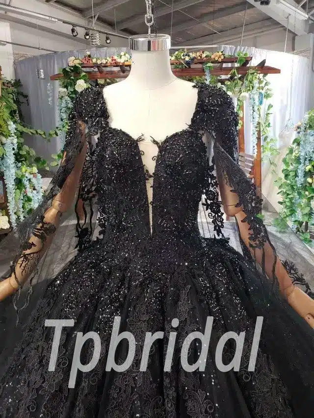 black wedding gown 564-04