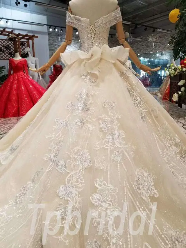 A Line Champagne Wedding Dress Long Train Haute Couture - Image 5