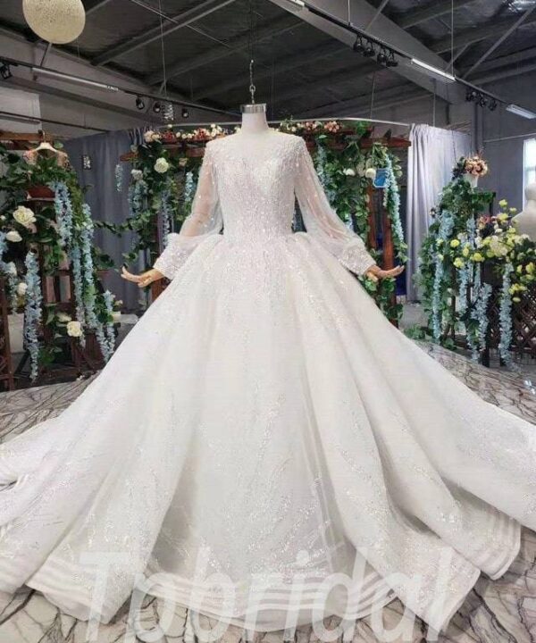 puff sleeve wedding dress 570-01