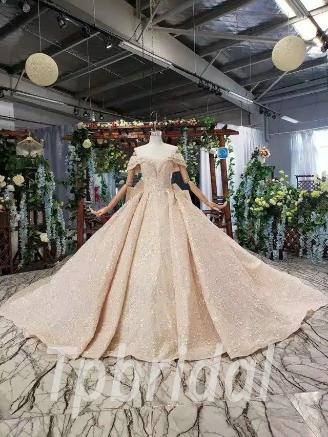 wedding dress golden 578-01