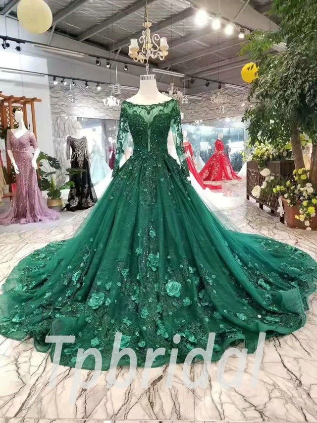 emerald green prom dress