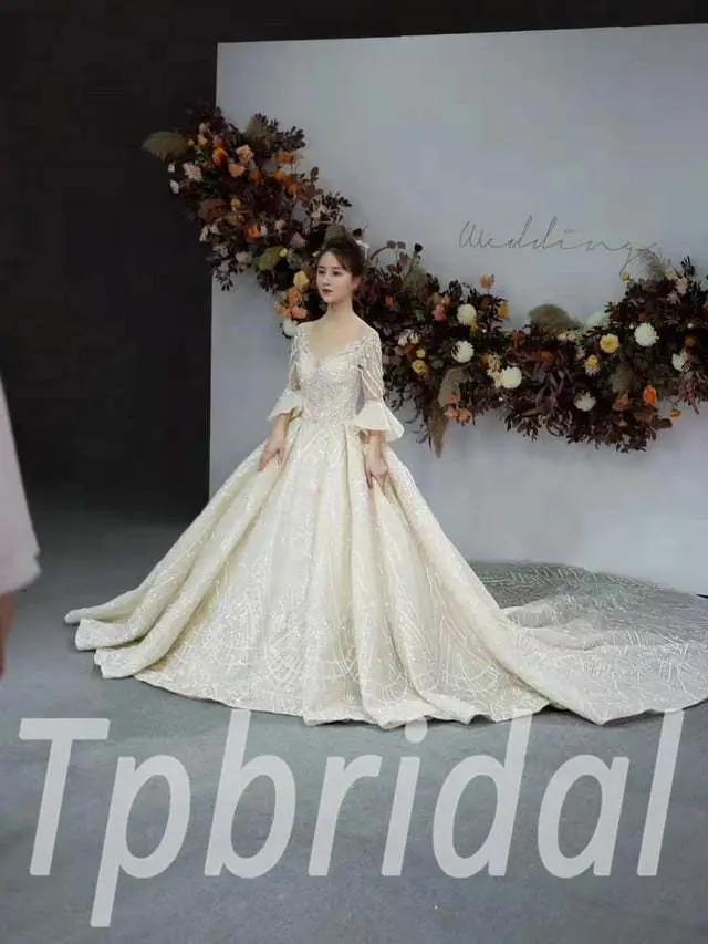 3/4 sleeve wedding dress 617-01