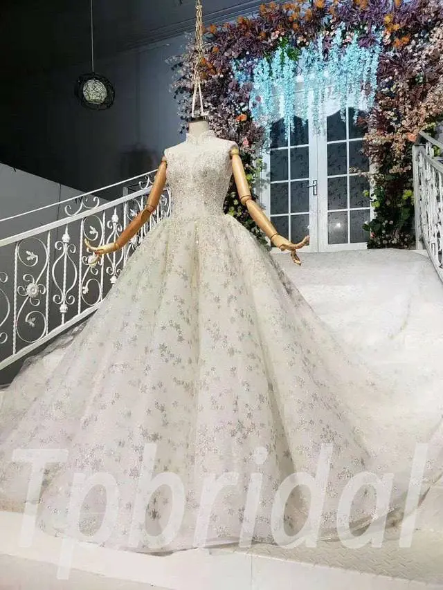 sleeveless ball gown wedding dress 615-03