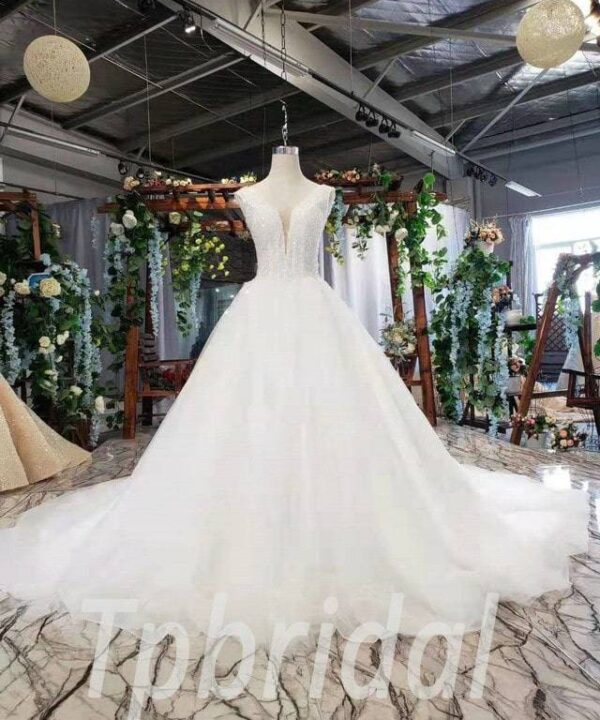 white simple wedding dress 609-01