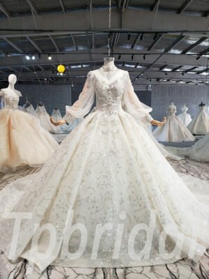 puff sleeve wedding dress 634-04