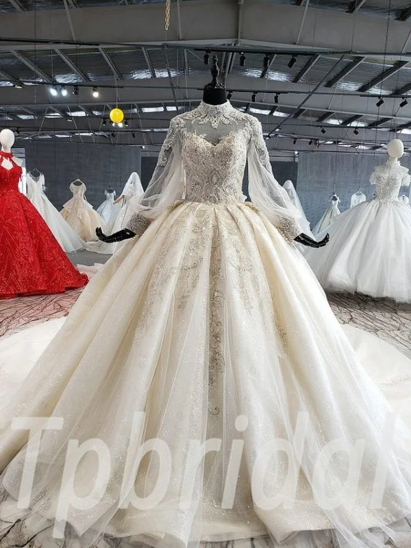 balloon sleeve wedding dress 653-11