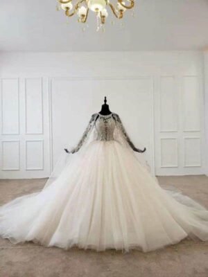 cape wedding dress 669-006