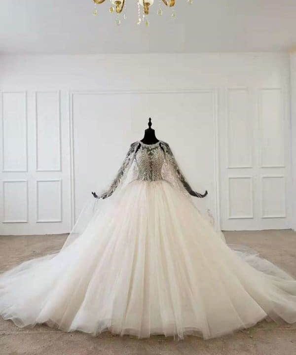 cape wedding dress 669-006