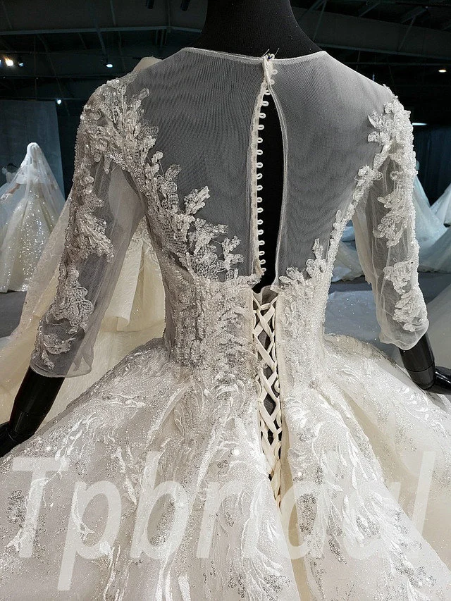 three quarter sleeve wedding dress 646-02