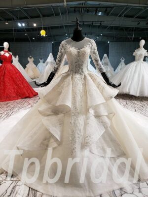 three quarter sleeve wedding dress 646-05