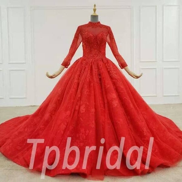 red long sleeve ball gown 679-001